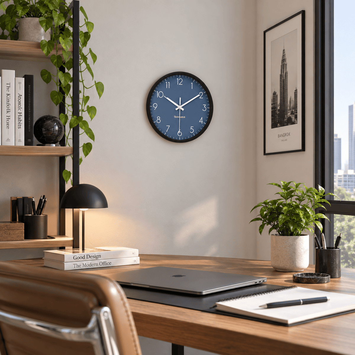 Sofello Horloge murale moderne silencieuse bleu foncé - horloge murale design ronde plastique/verre salon chambre cuisine